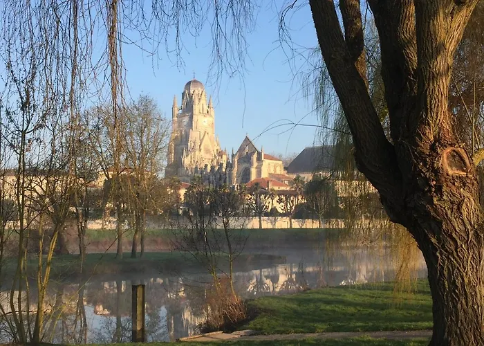 Apartment D'arc Saintes